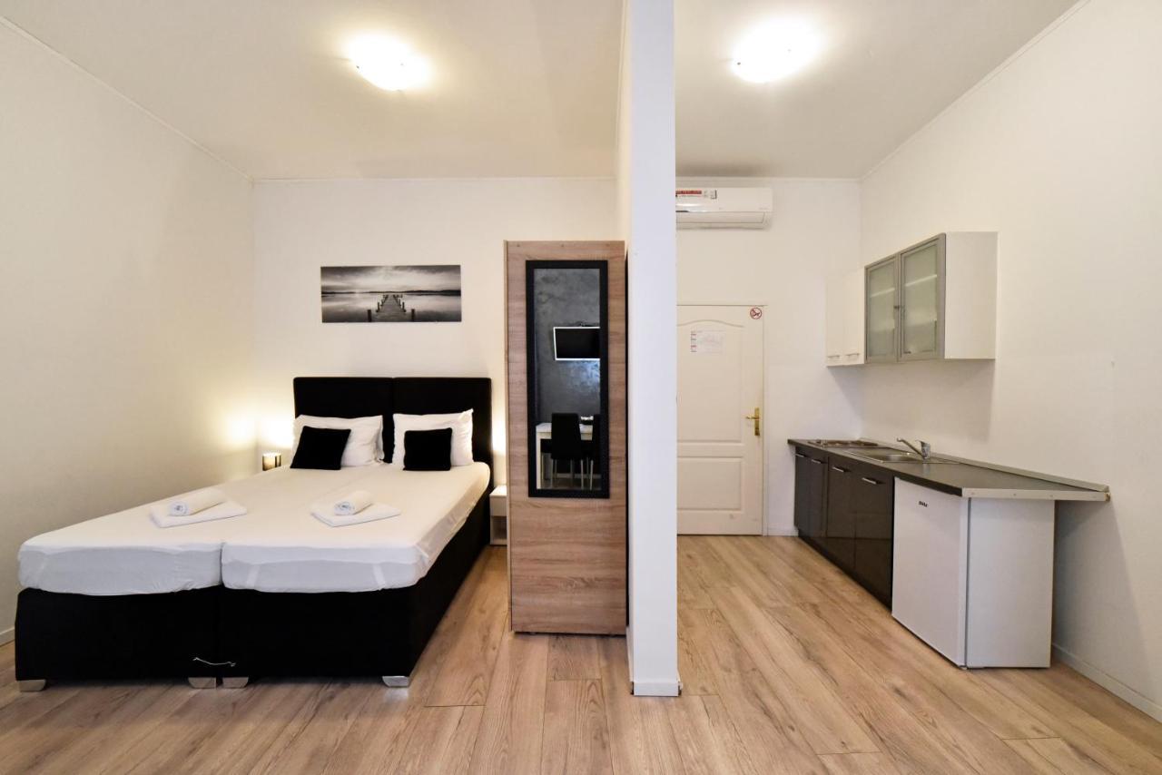 Virtus Apartments And Rooms With Free Private Parking Zagreb Exterior foto
