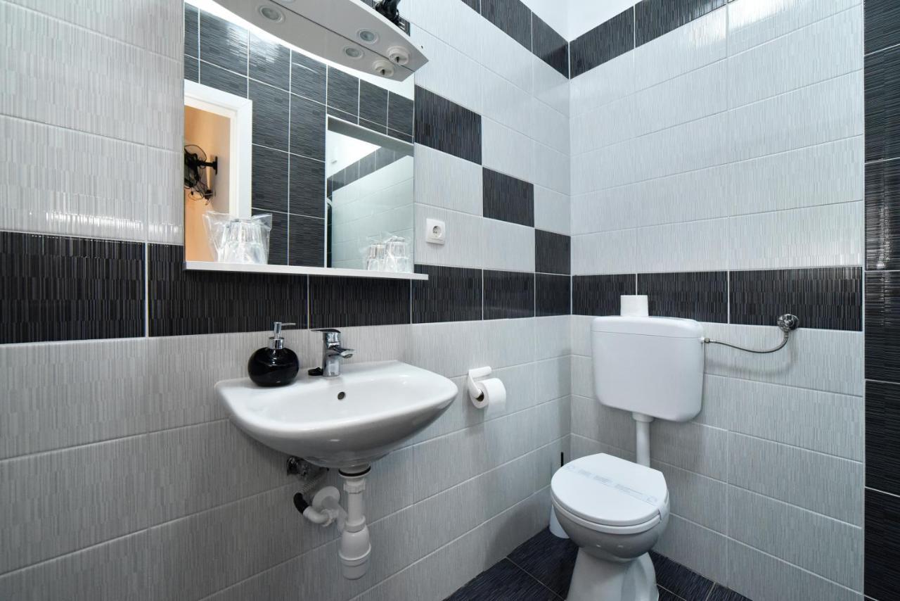 Virtus Apartments And Rooms With Free Private Parking Zagreb Exterior foto