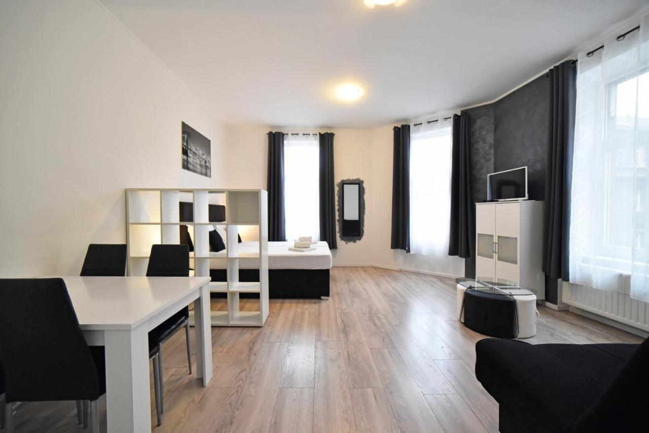 Virtus Apartments And Rooms With Free Private Parking Zagreb Exterior foto
