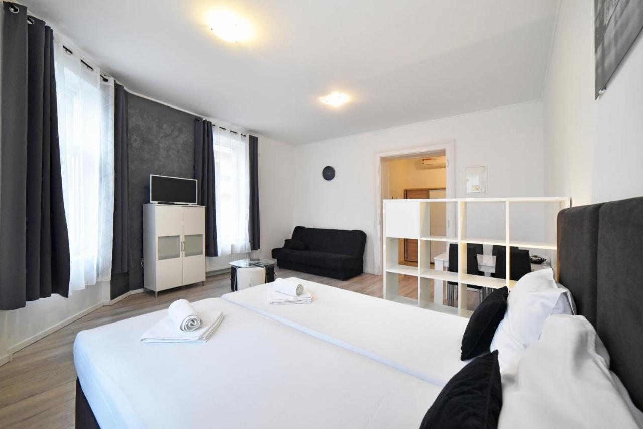 Virtus Apartments And Rooms With Free Private Parking Zagreb Exterior foto