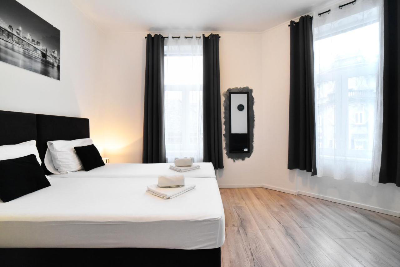 Virtus Apartments And Rooms With Free Private Parking Zagreb Exterior foto