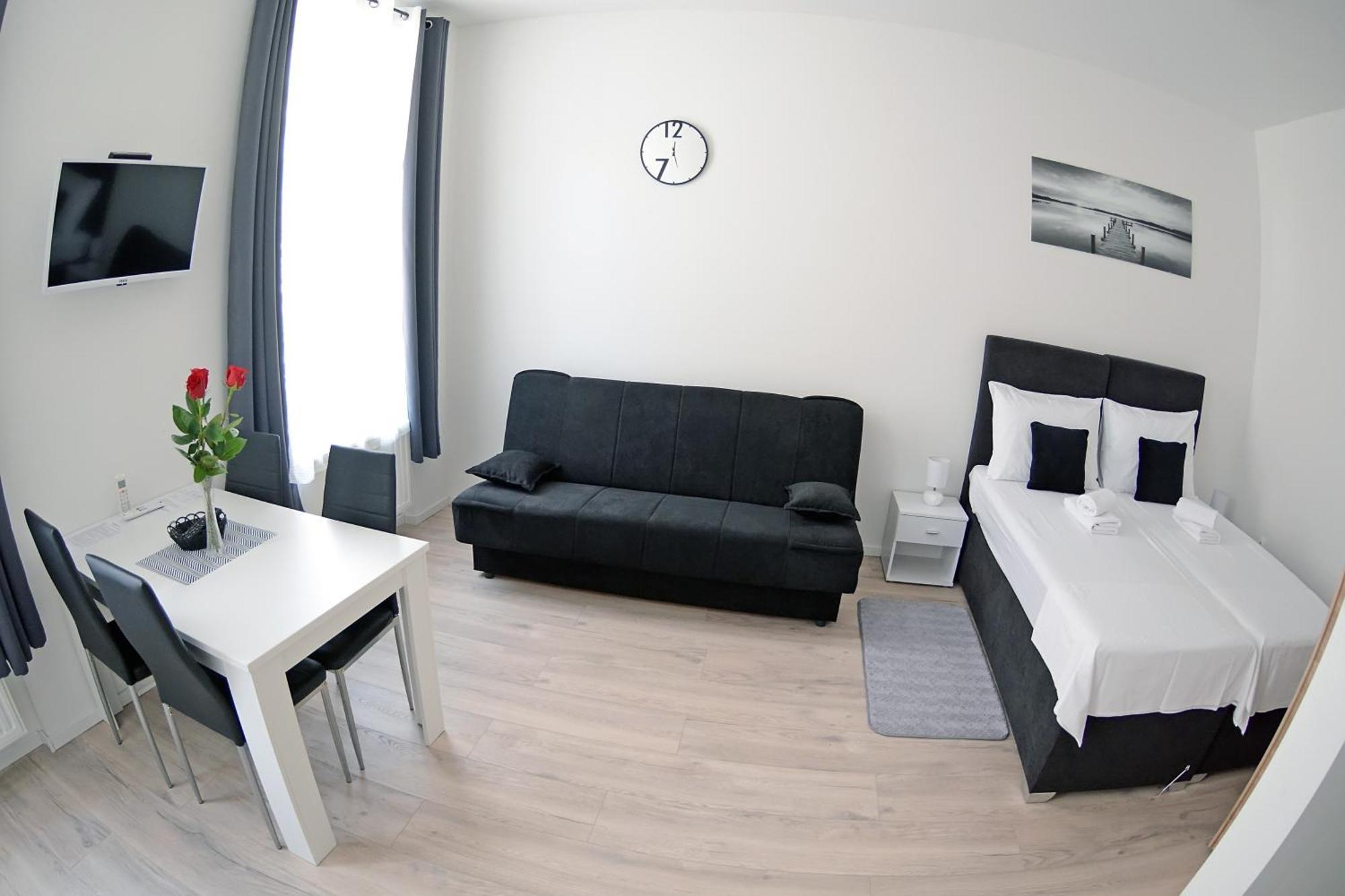 Virtus Apartments And Rooms With Free Private Parking Zagreb Habitación foto