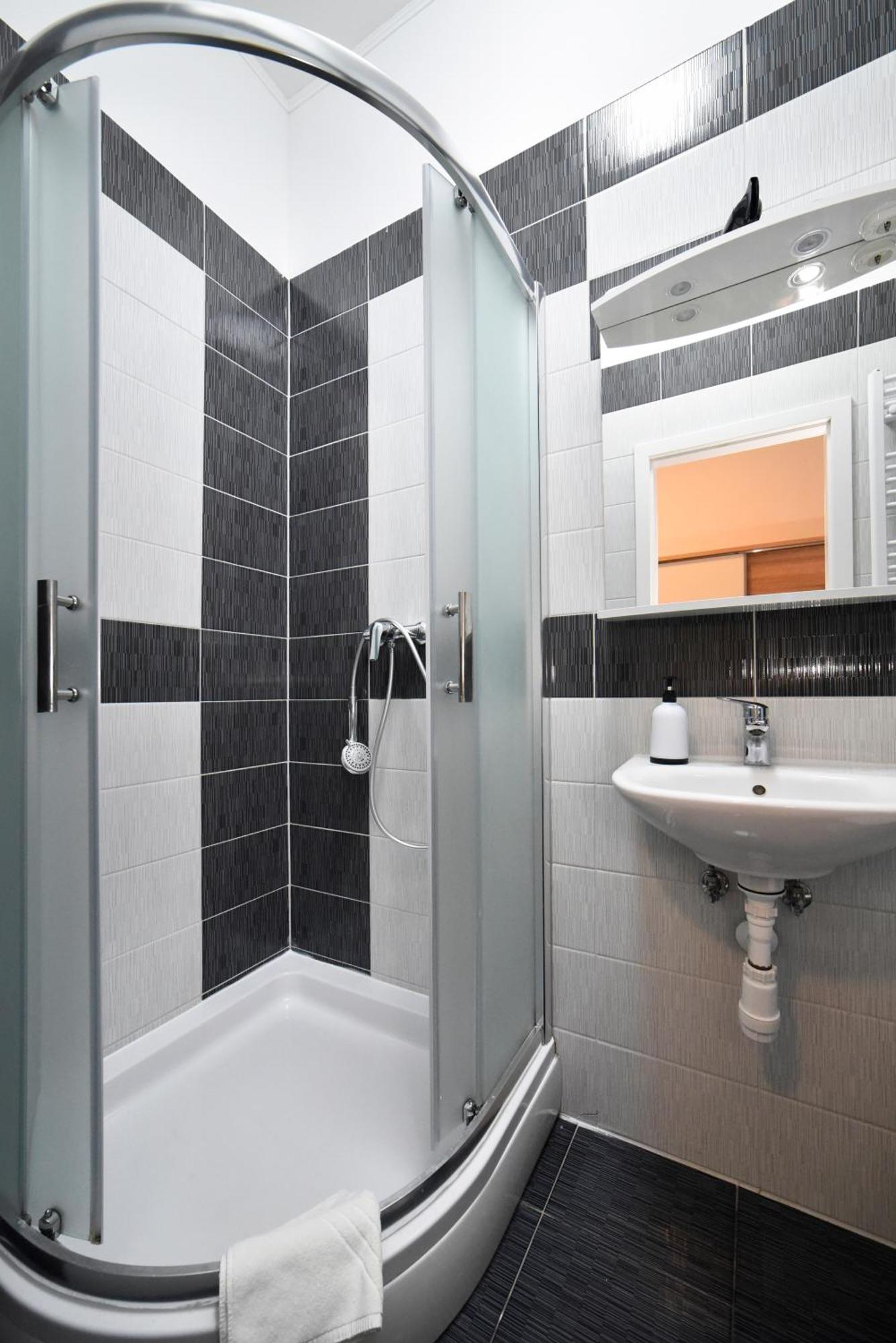 Virtus Apartments And Rooms With Free Private Parking Zagreb Exterior foto